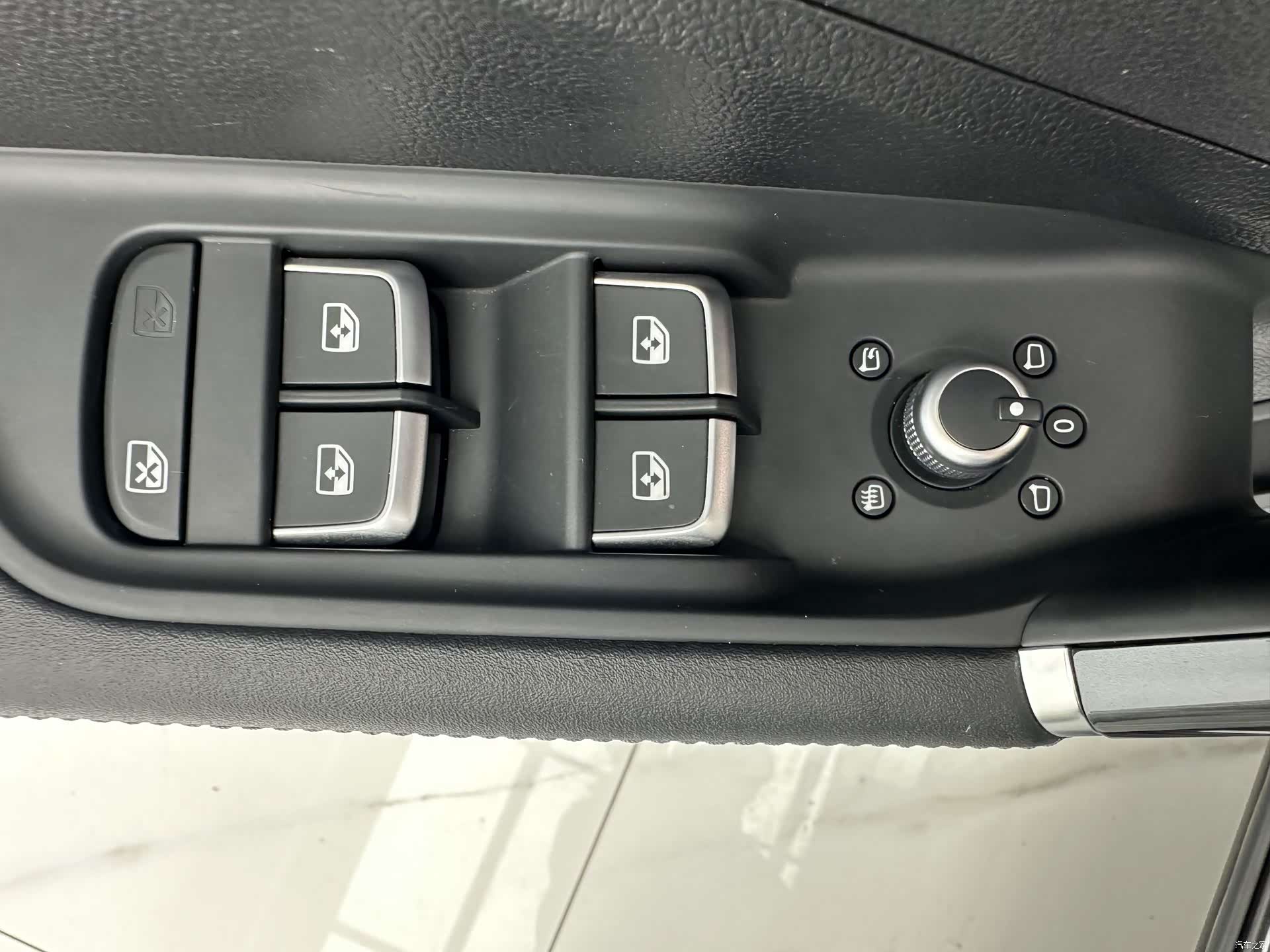 Audi Q2L, 2022 12