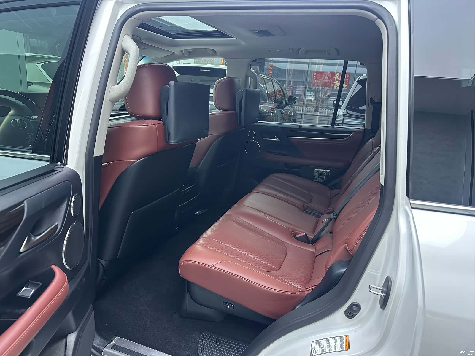 Lexus LX, 2020 все фото