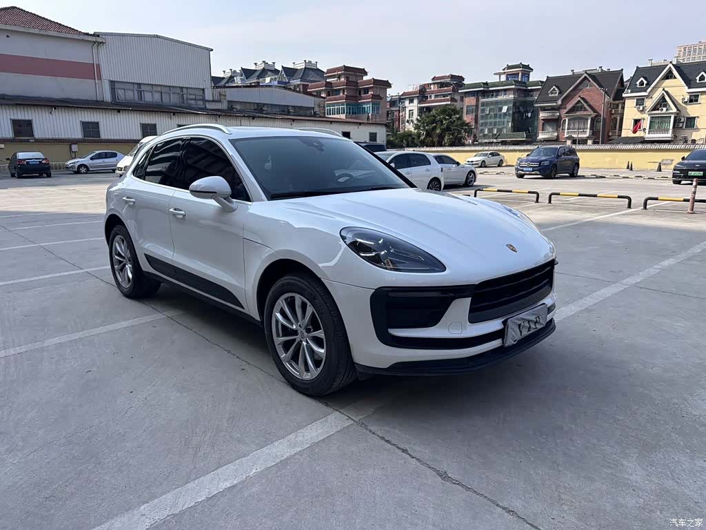 Porsche Macan, 2022 3