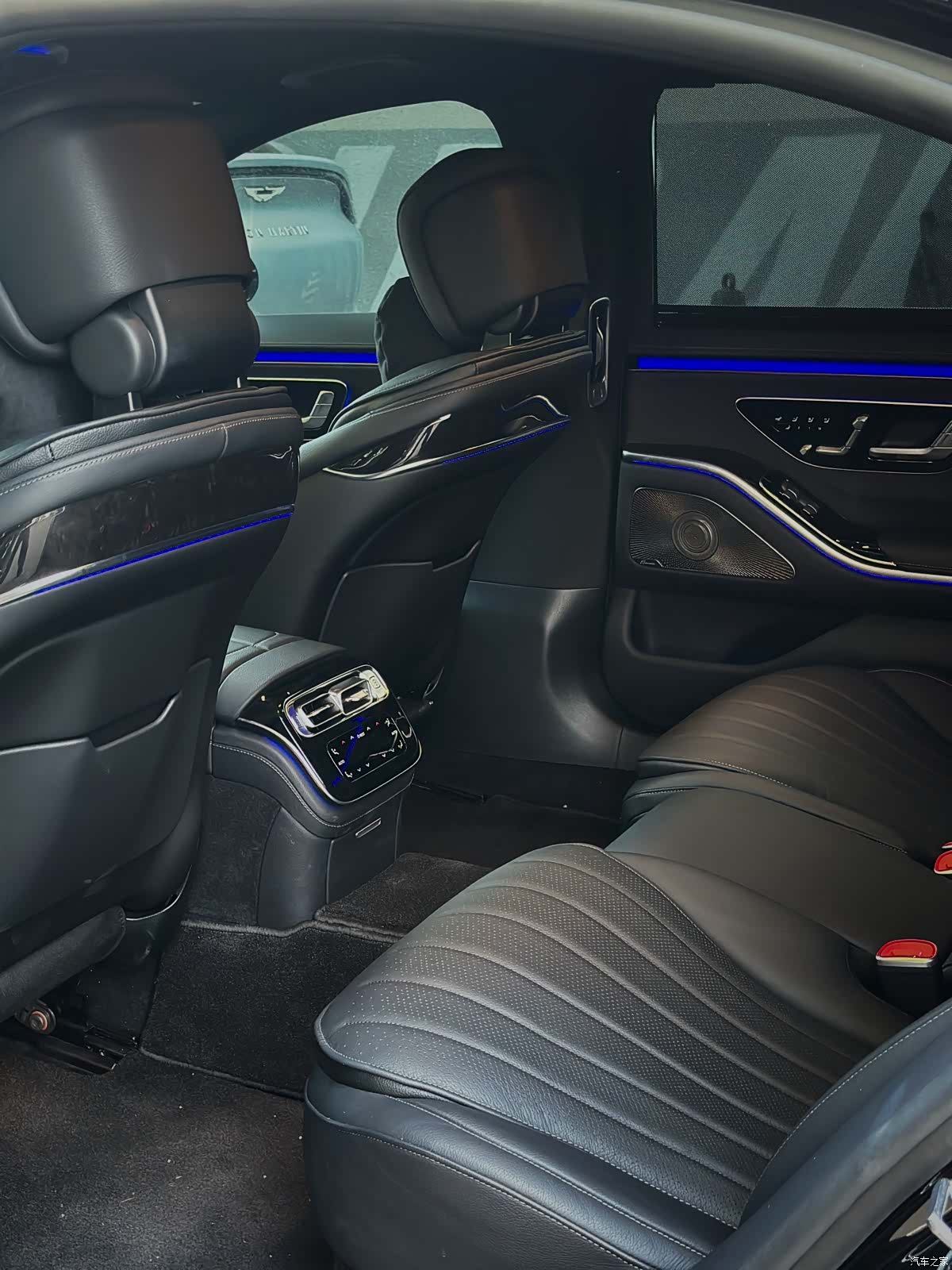 Mercedes-Benz S-Class, 2023 4