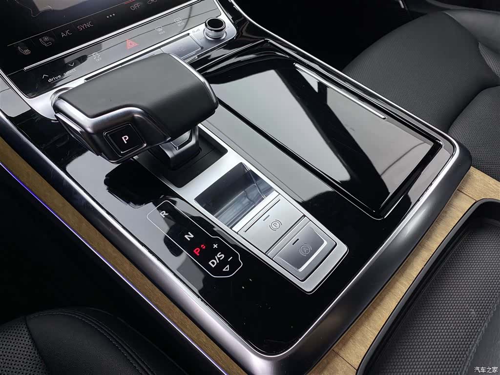 Audi Q7, 2022 20