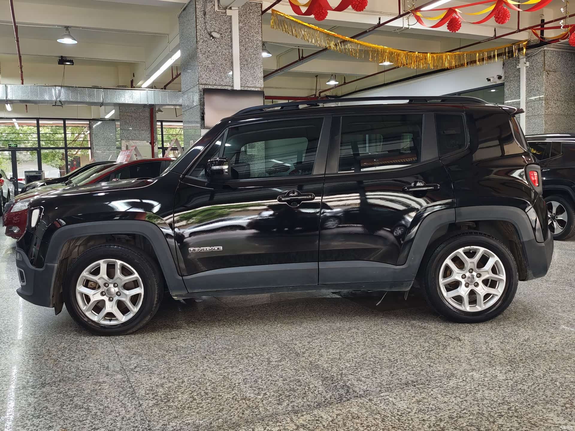 Jeep Renegade, 2016 12