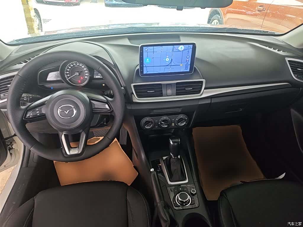 Mazda Mazda3, 2019 10
