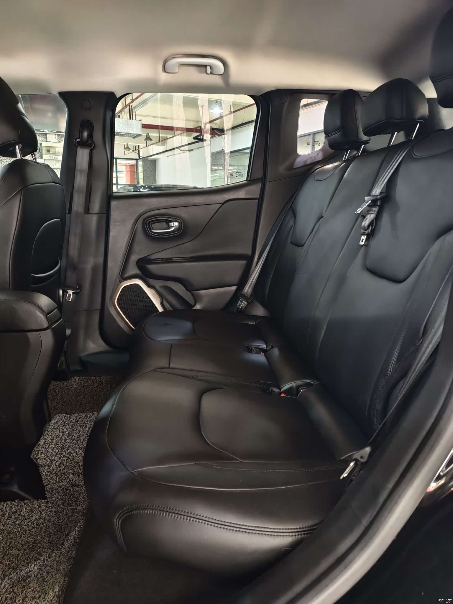 Jeep Renegade, 2016 6