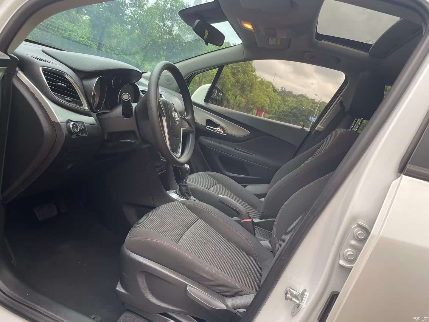 Buick Encore, 2016 4