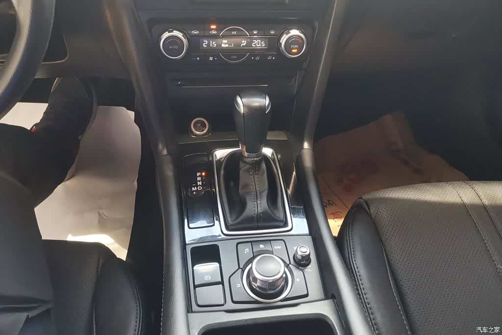 Mazda Mazda3, 2019 16