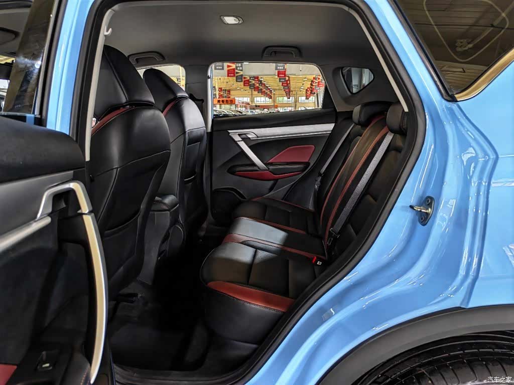 Geely Coolray, 2022 4