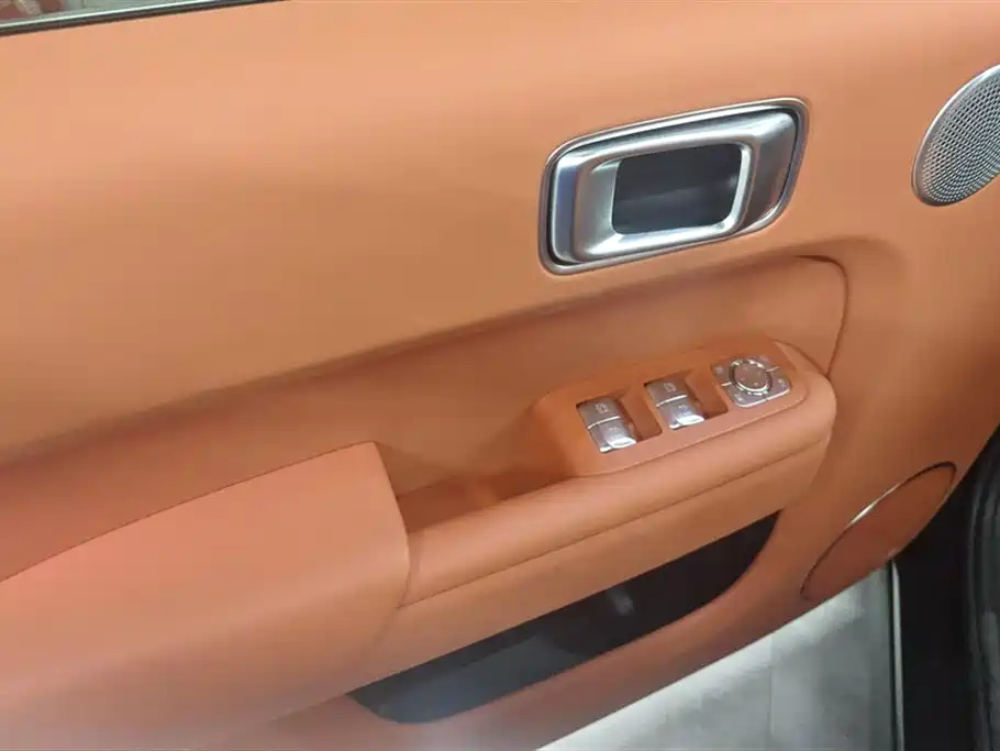 Li Auto Ideal L8