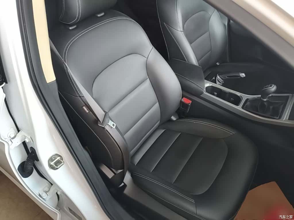 Geely Emgrand, 2019 25
