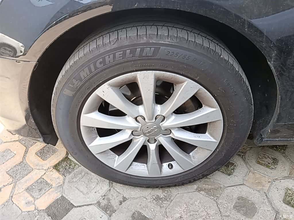 Audi A6L, 2014 23