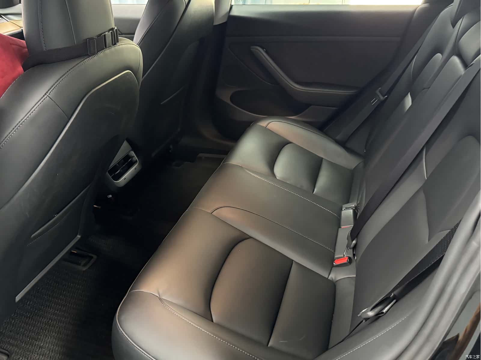Tesla Model 3, 2021 6