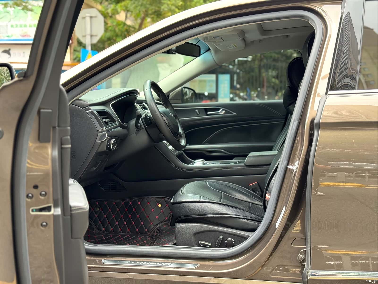 Ford Taurus, 2016 11