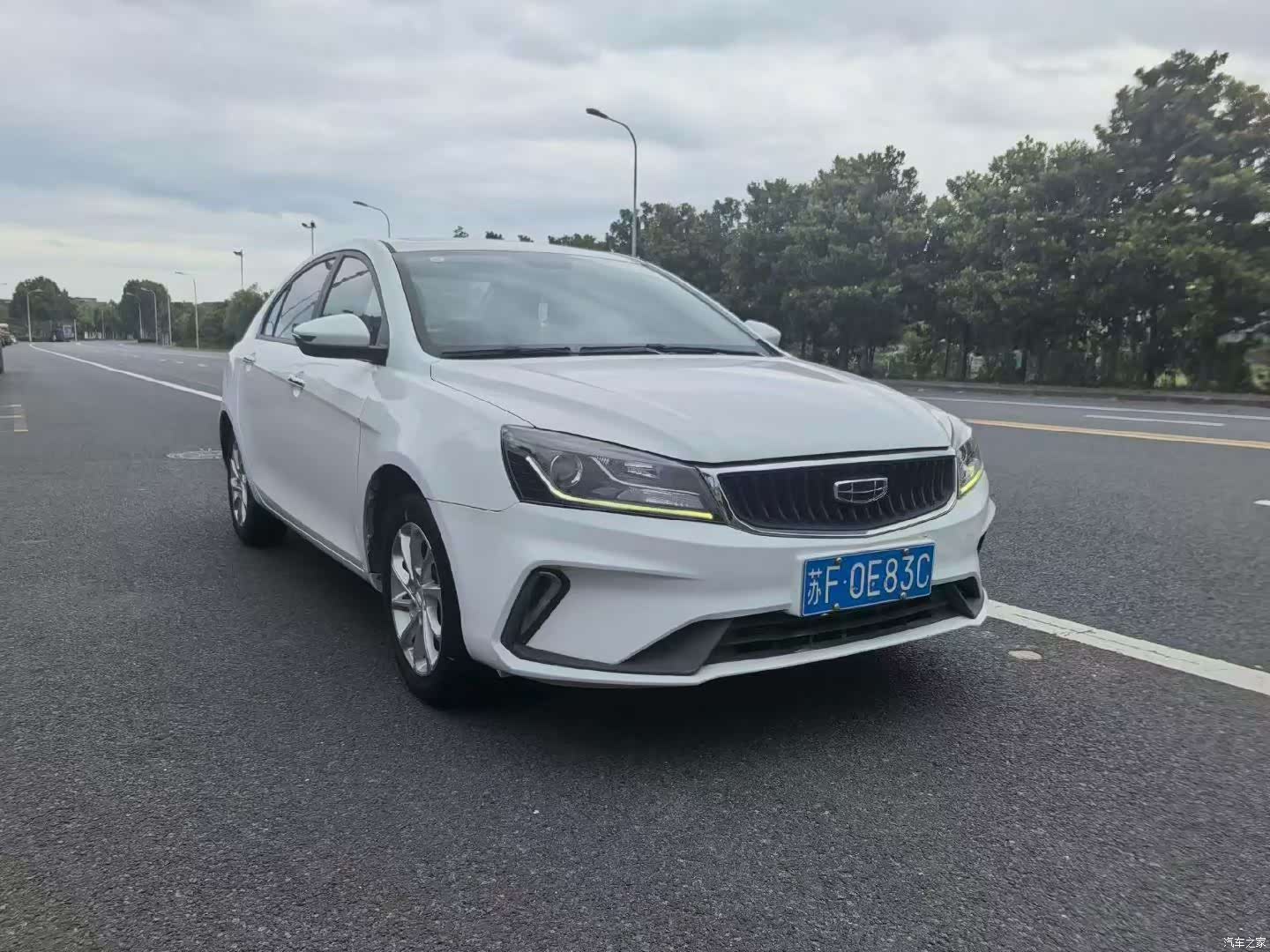 Geely Emgrand, 2021 3