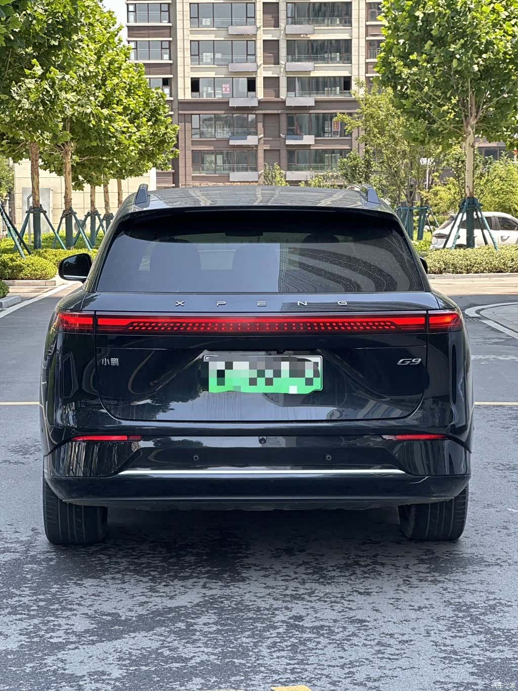Xpeng G9, 2023 8