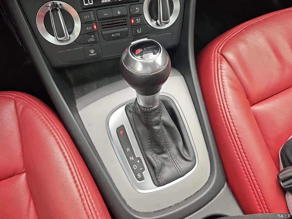 Audi Q3, 2015 14
