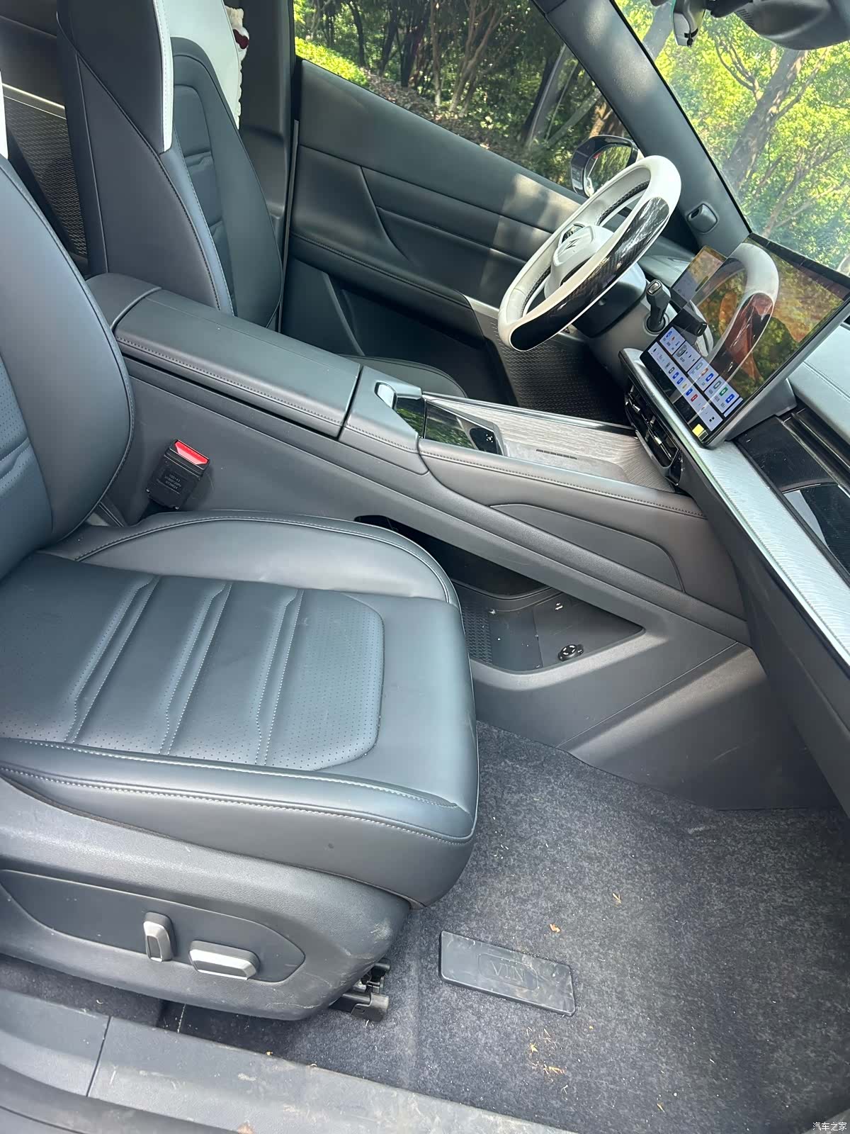 DongFeng eπ007, 2024 8