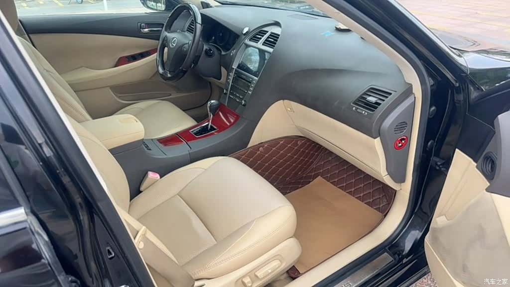 Lexus ES, 2009 8