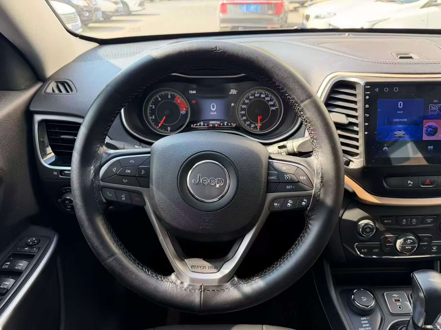Jeep Cherokee, 2019 6
