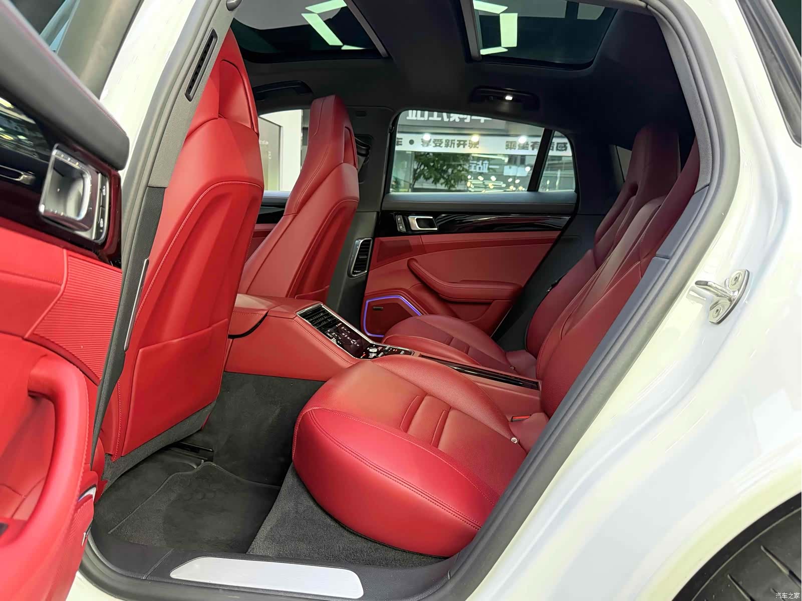 Porsche Panamera, 2023 6