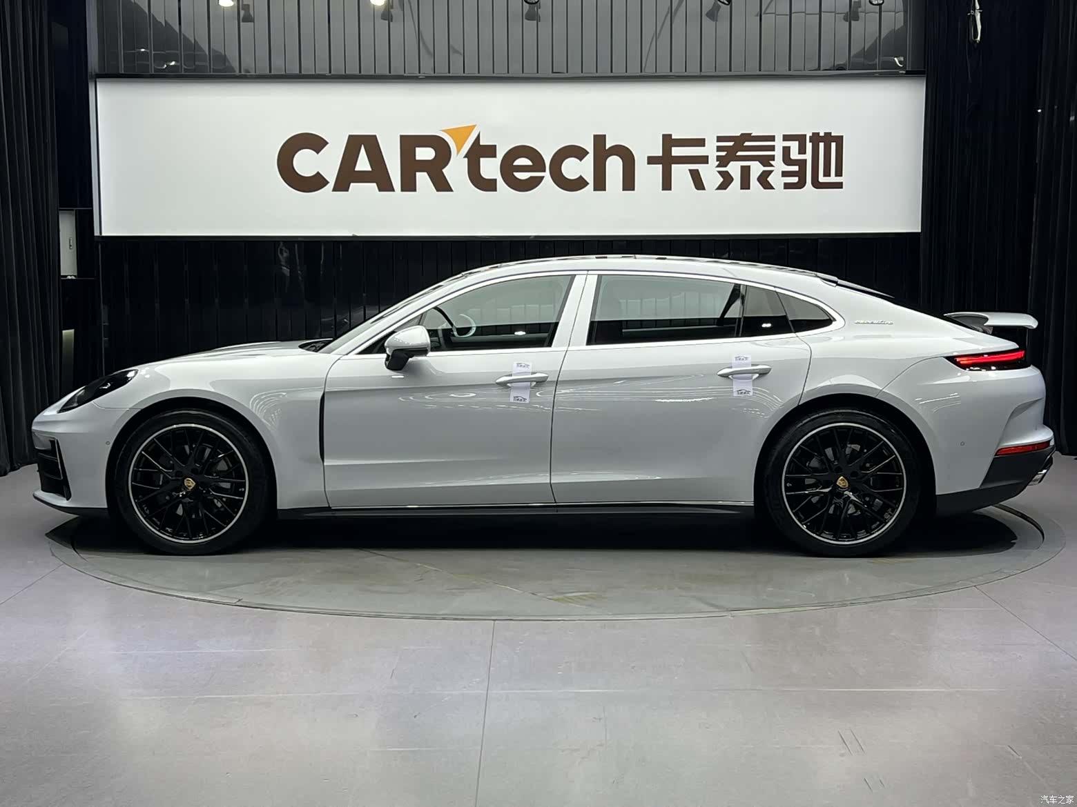 Porsche Panamera, 2024 4