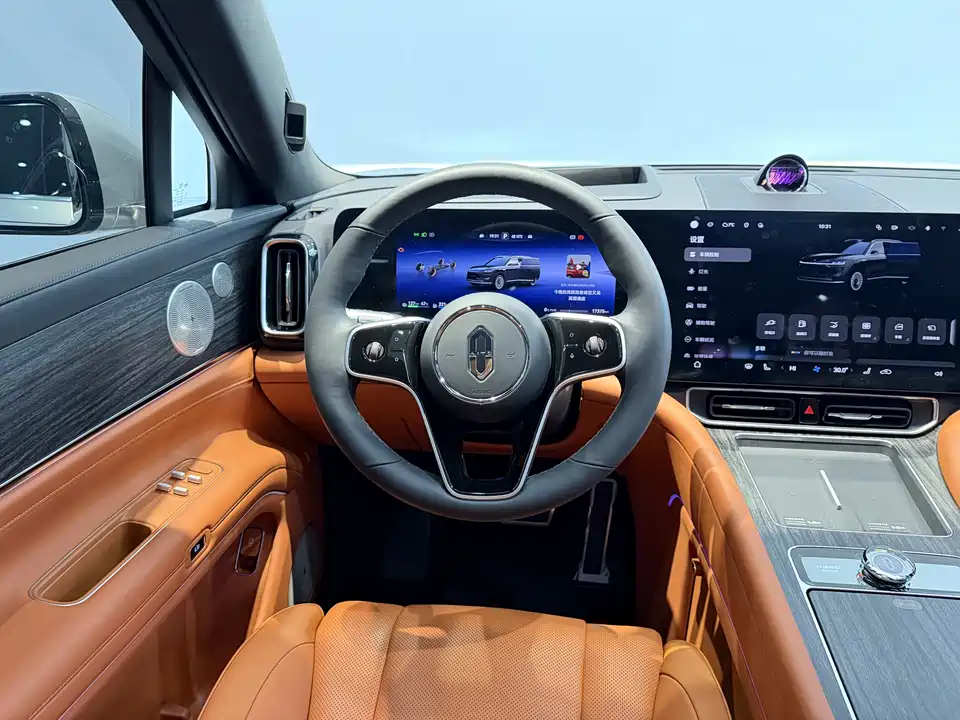 AITO Ask the world M9