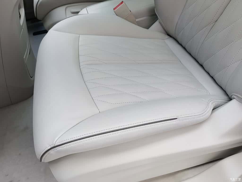 Buick GL8, 2021 20