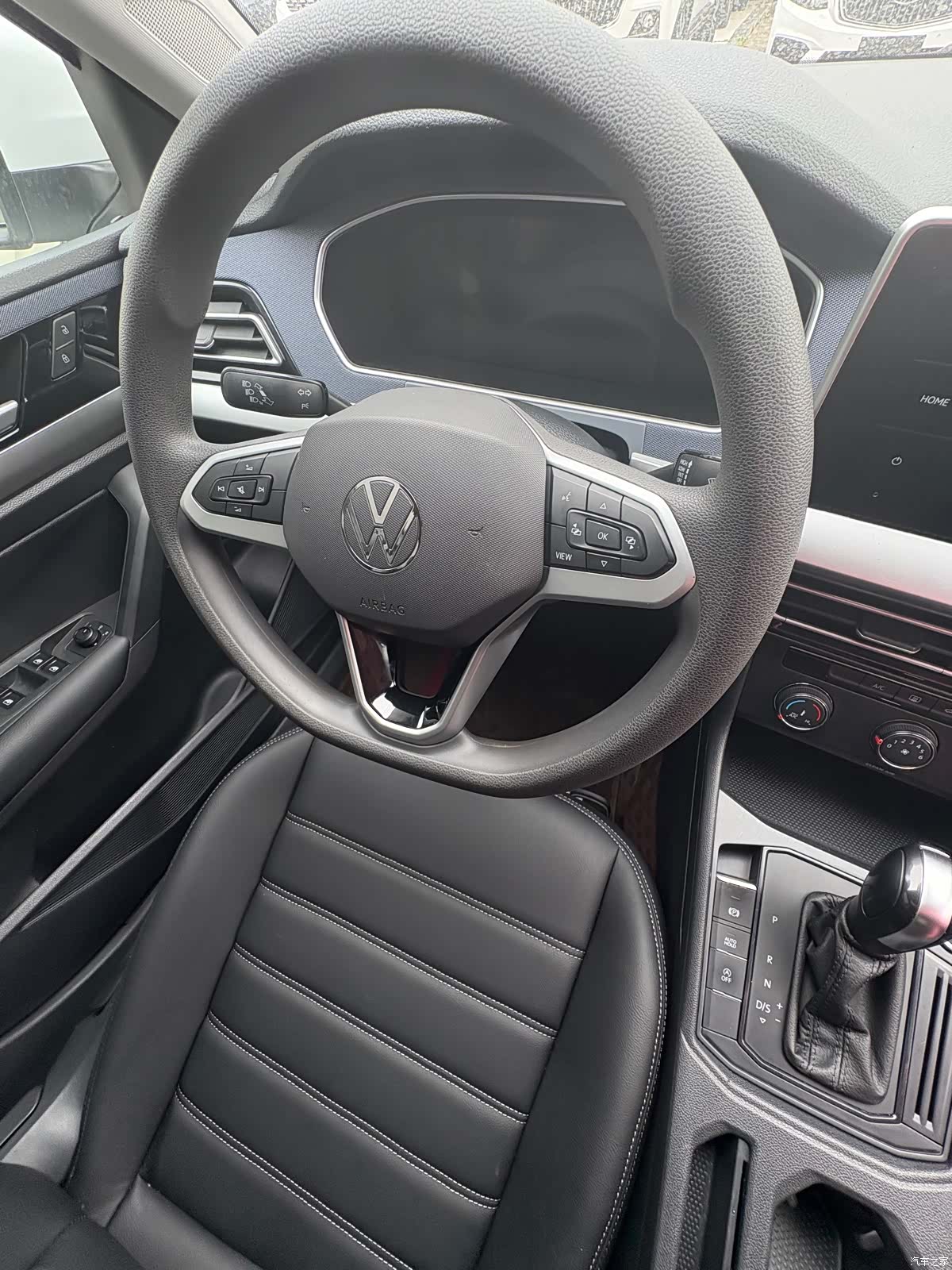 Volkswagen Lavida, 2023 10