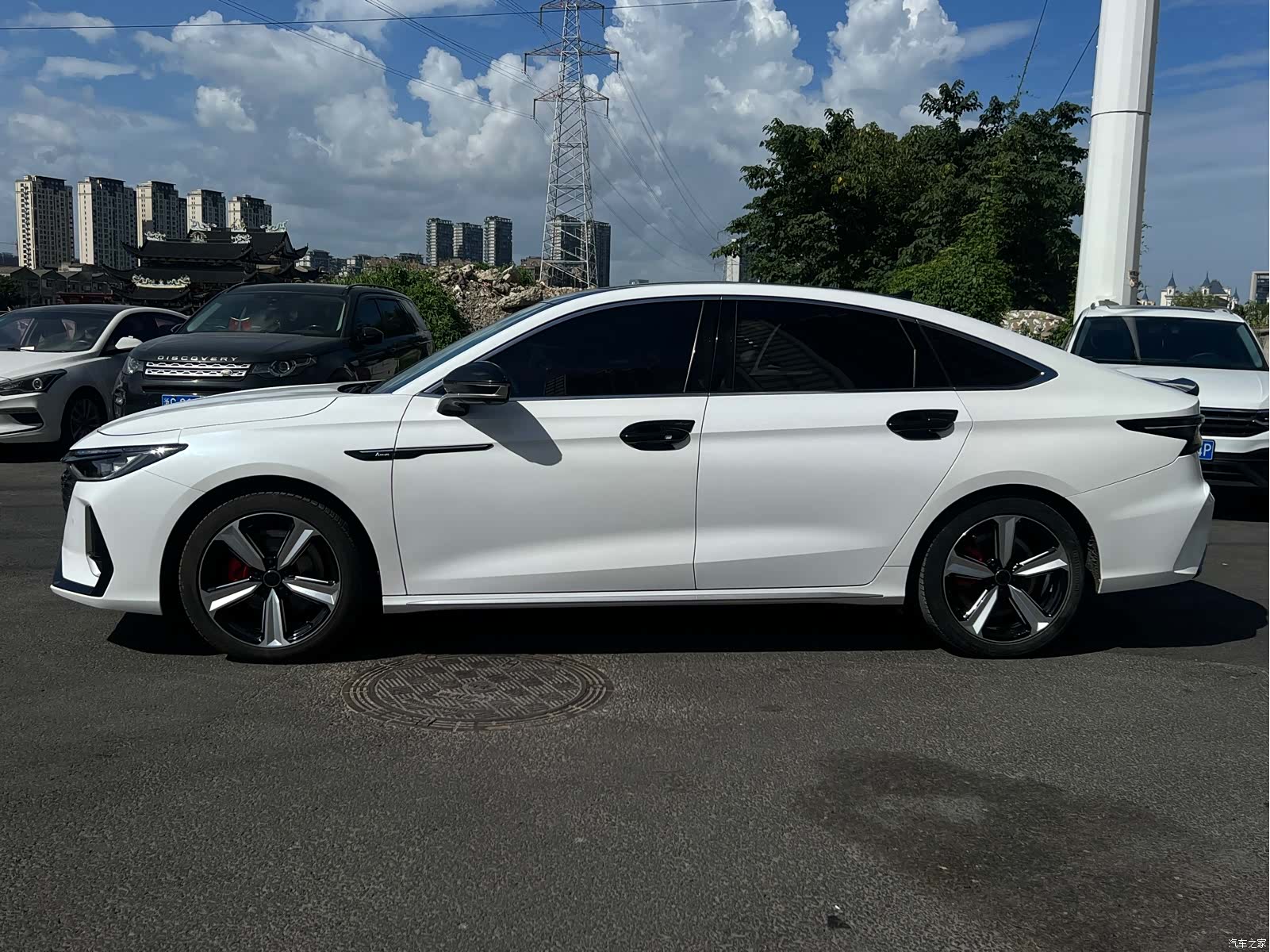 Chery Arrizo 8, 2023 4