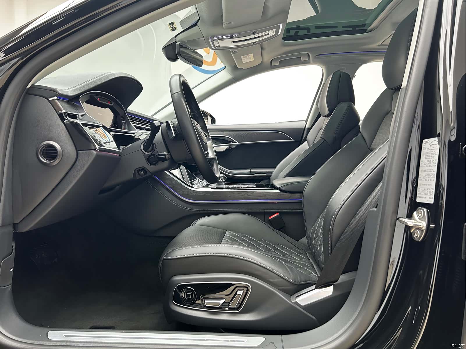 Audi A8L, 2023 все фото