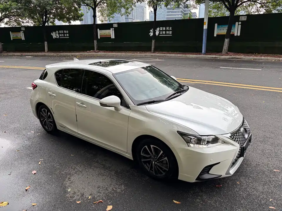 Lexus CT