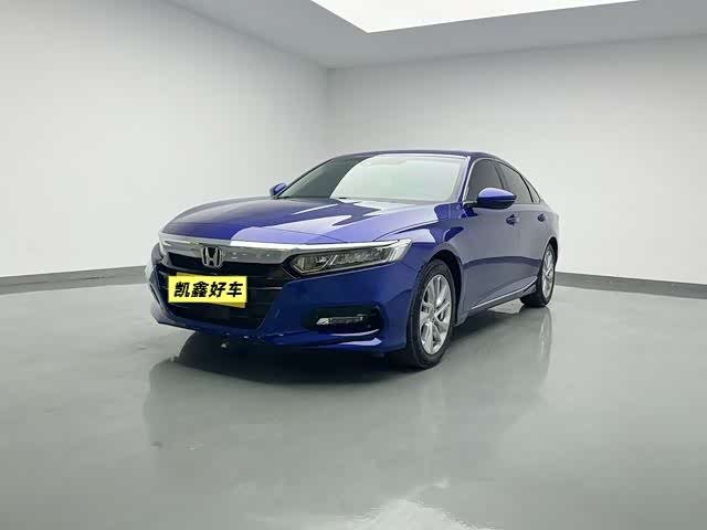 Honda Accord 2019, фото 1