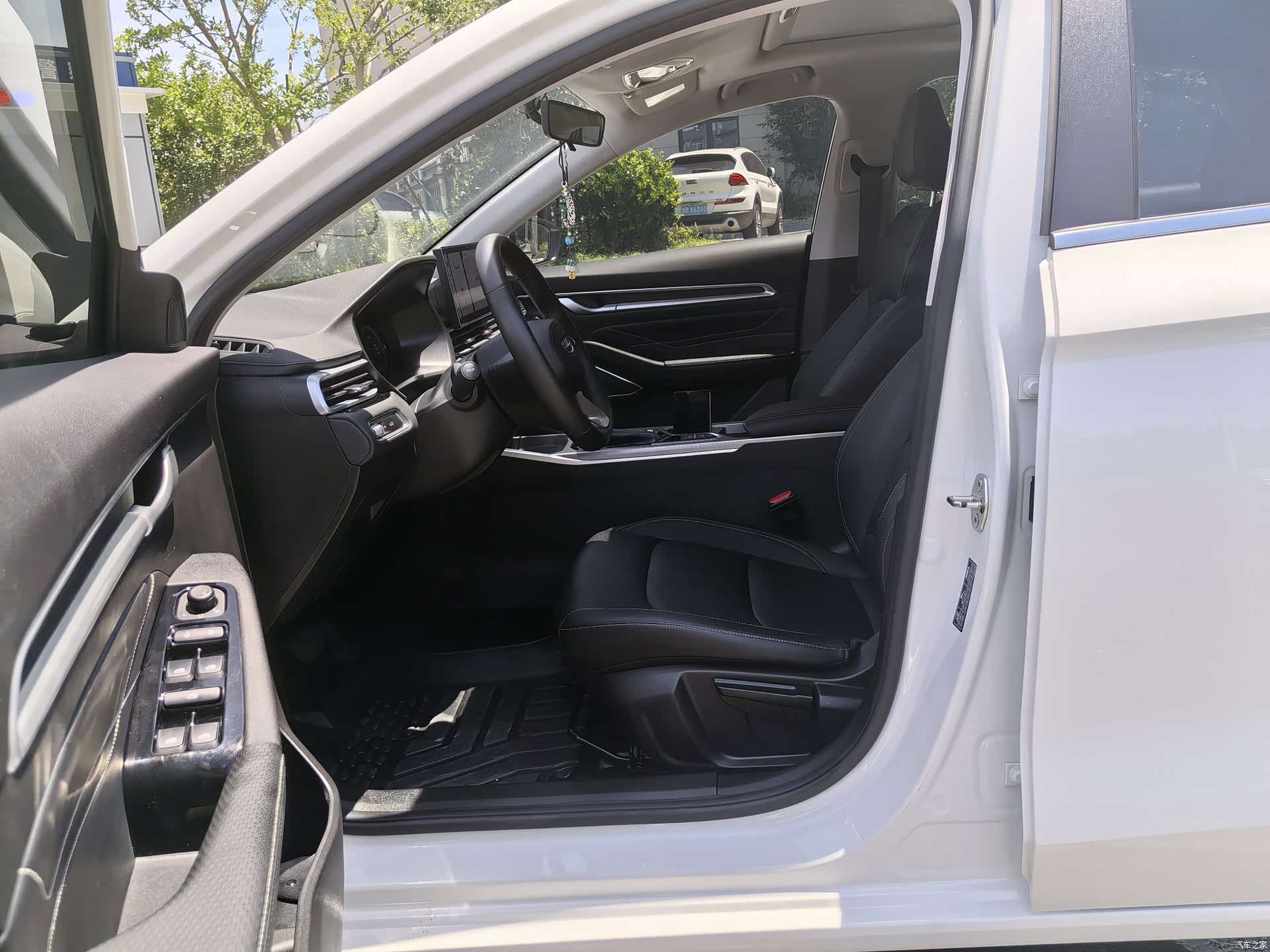 Geely Emgrand, 2024 6
