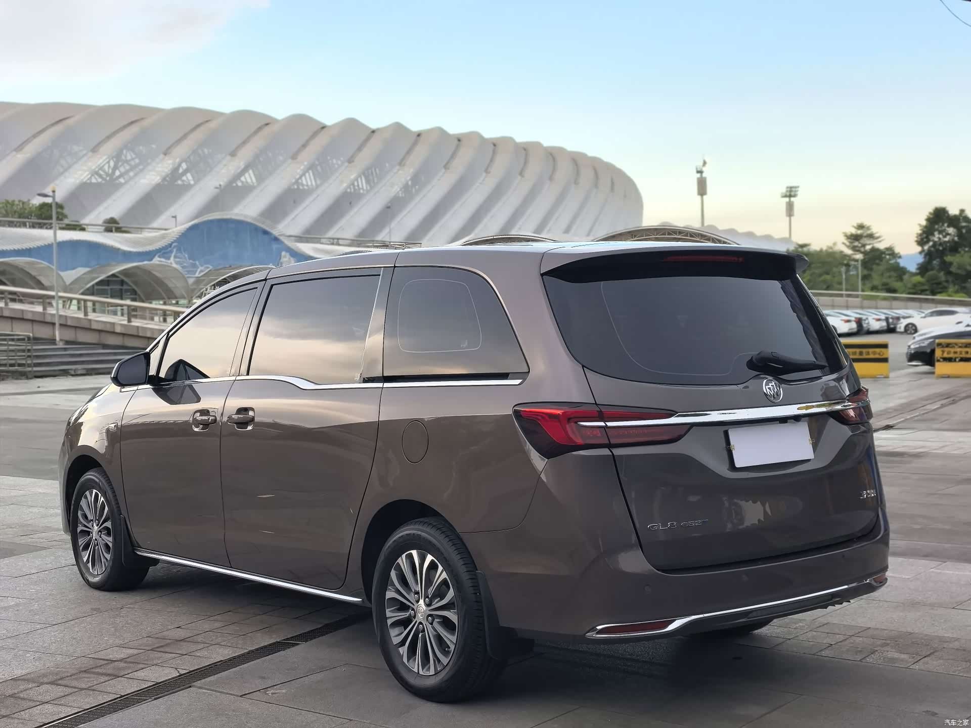 Buick GL8, 2023 6