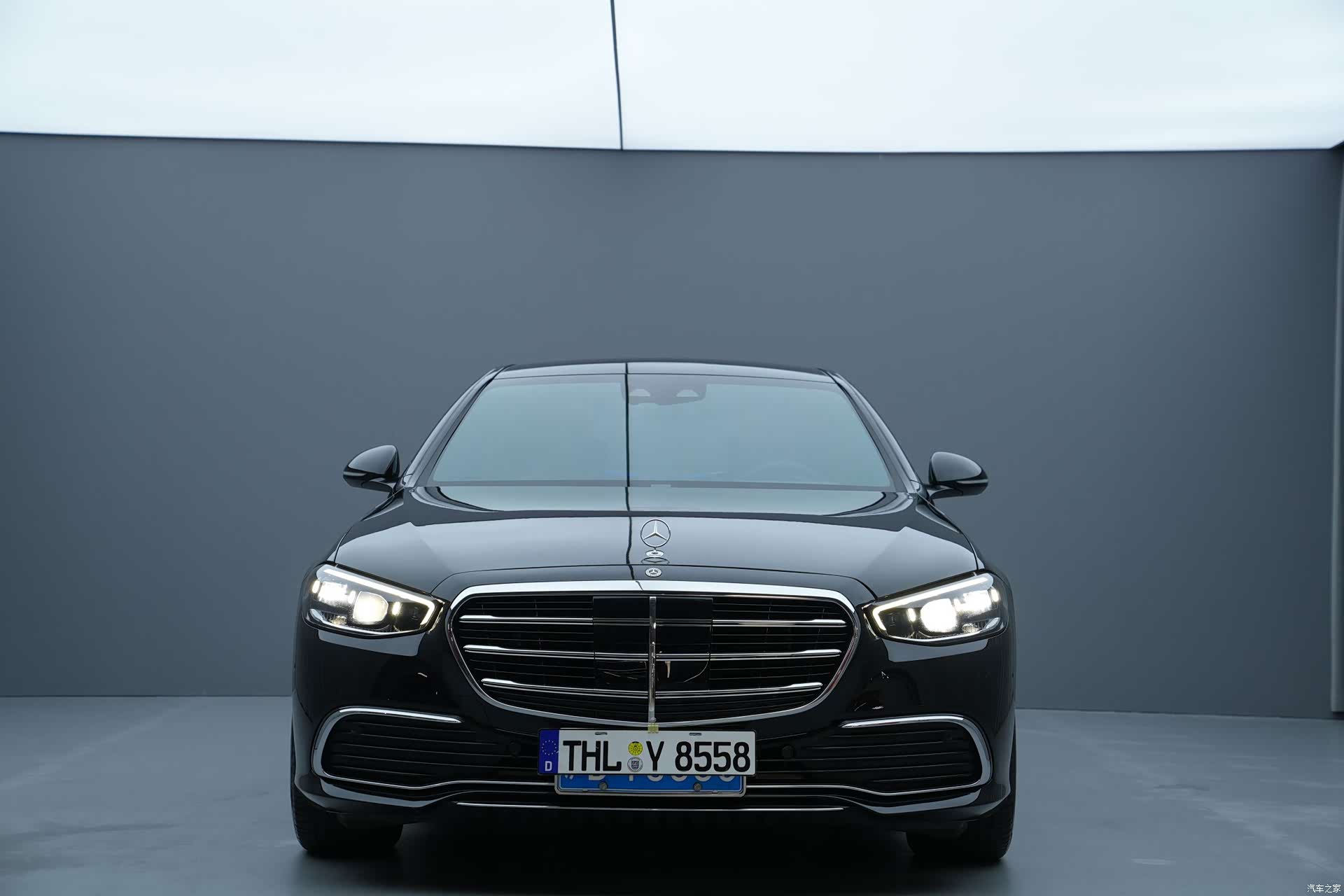 Mercedes-Benz S-Class, 2022 4