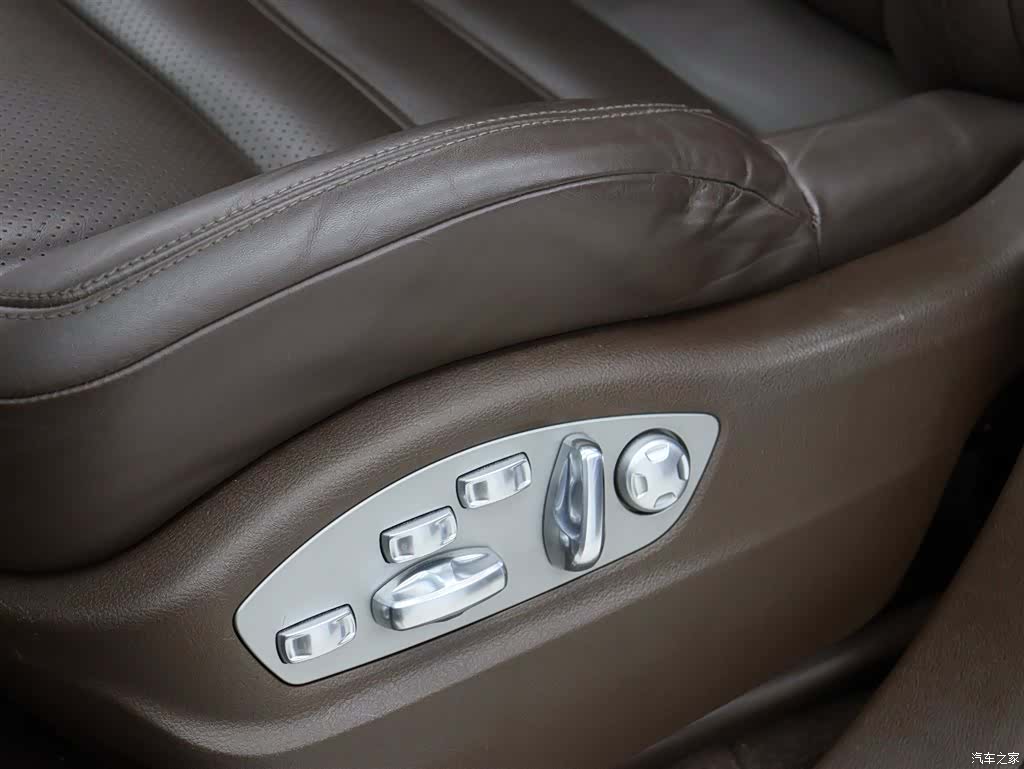 Porsche Cayenne, 2015 все фото