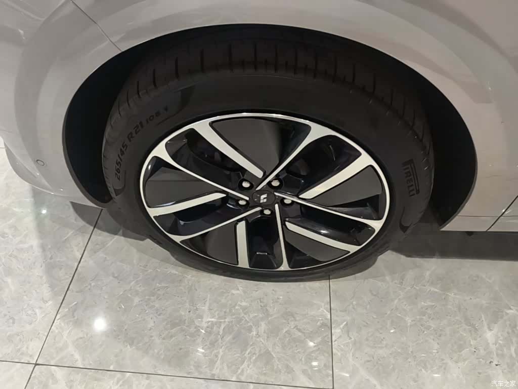 Li Auto L6, 2025 23
