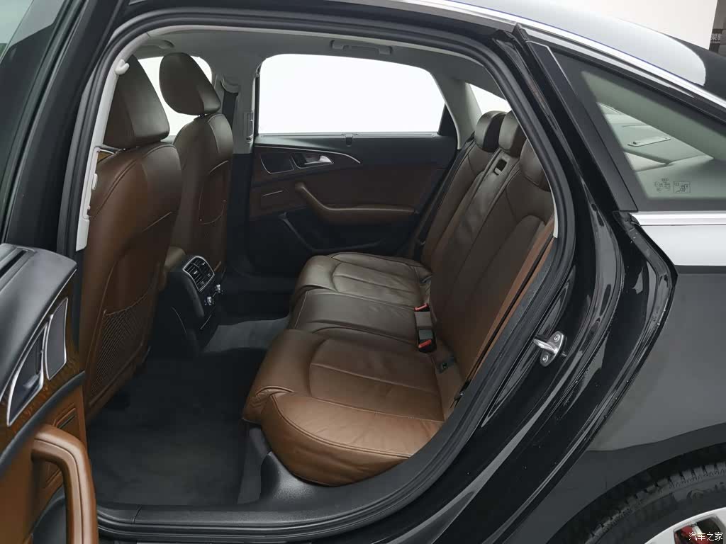 Audi A6L, 2019 15