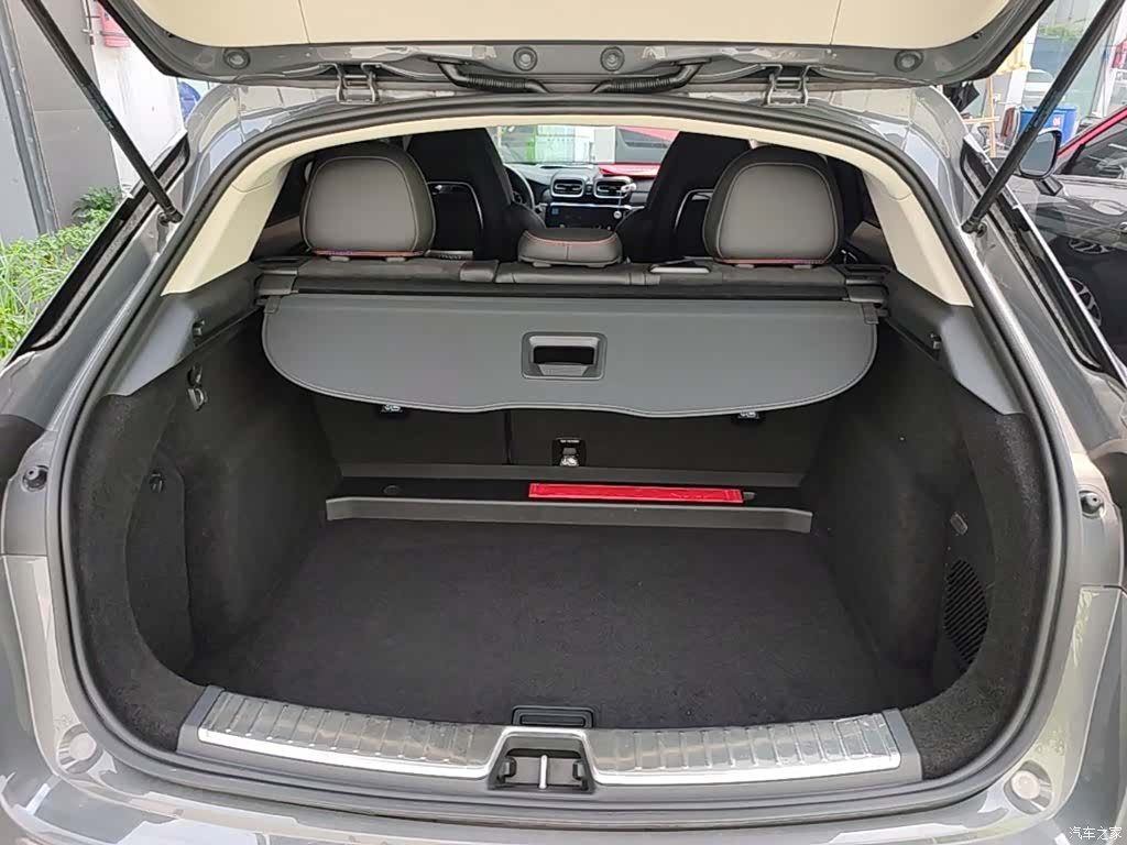 Lynk & Co 02, 2020 19