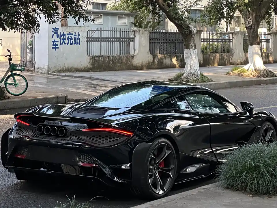 McLaren 720S