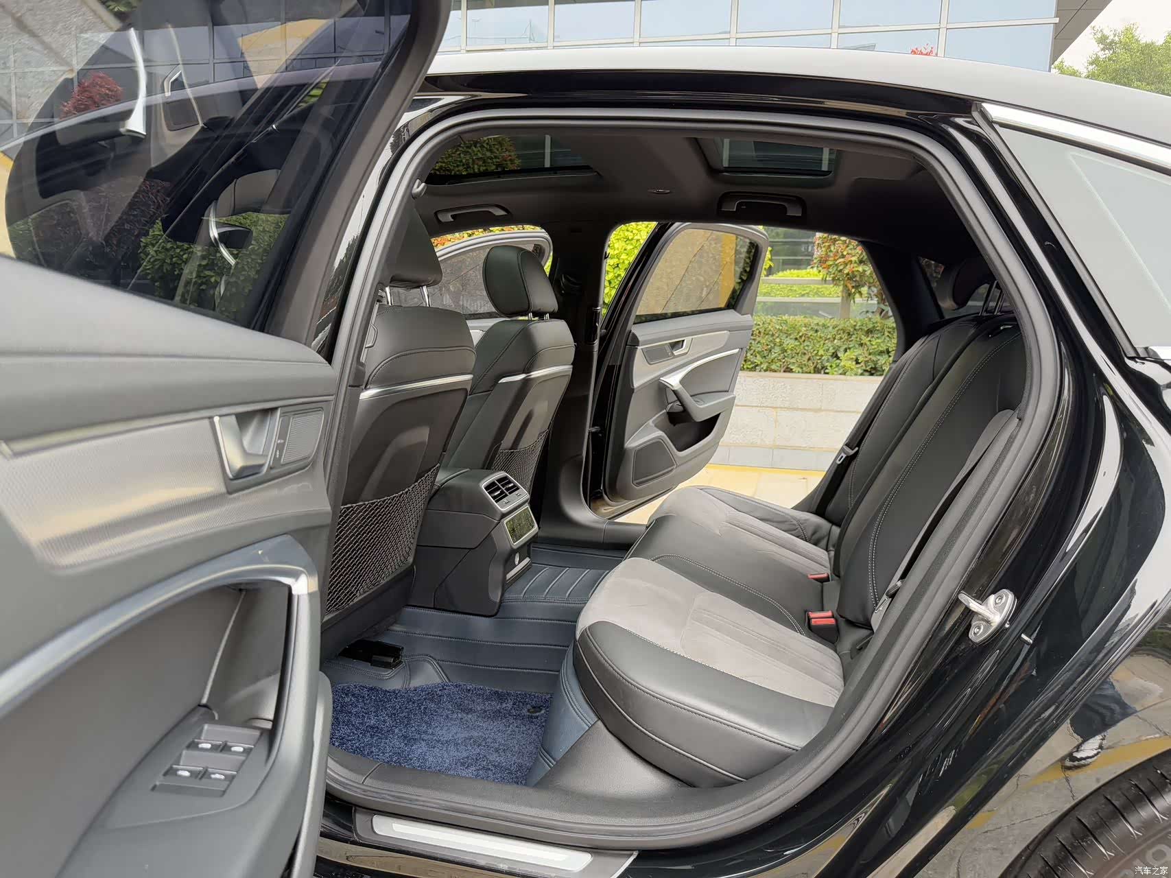 Audi A6L, 2020 все фото