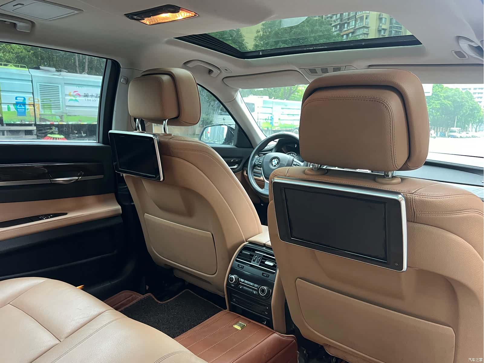 BMW 7 Series, 2014 24