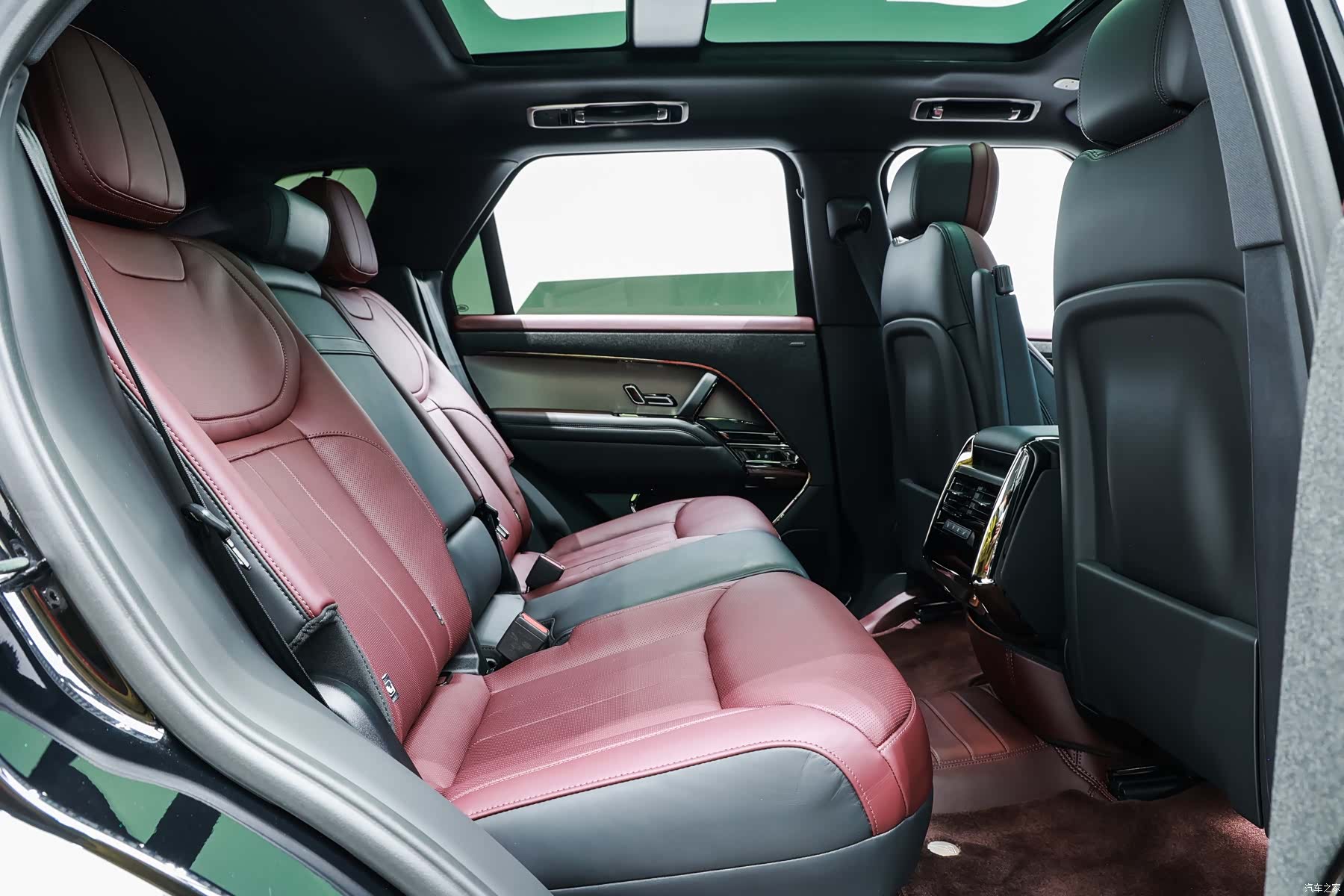 Land Rover Range Rover, 2025 11