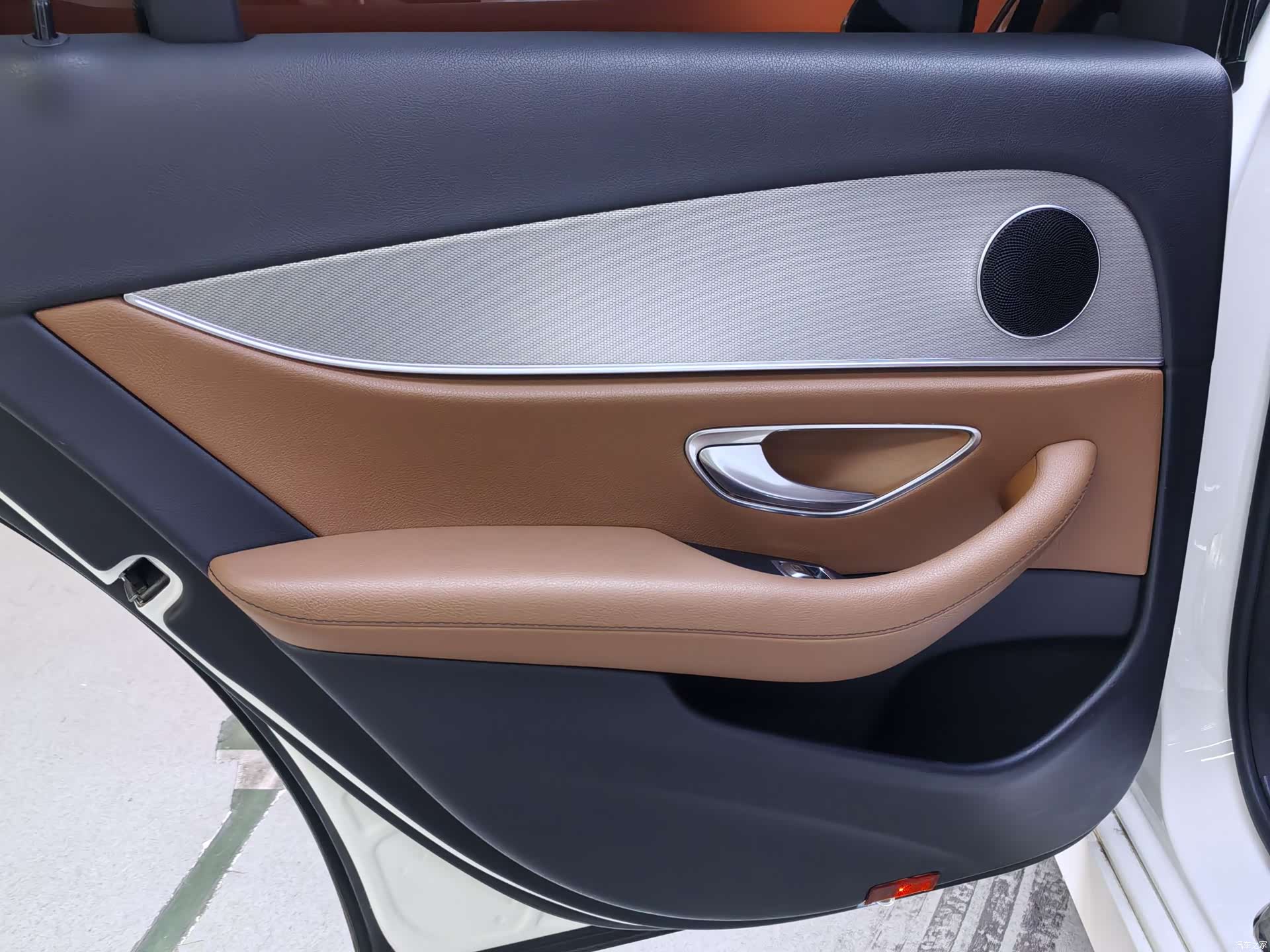 Mercedes-Benz E-Class, 2017 21
