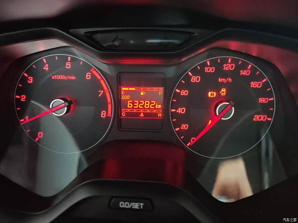 Wuling 310, 2017 все фото