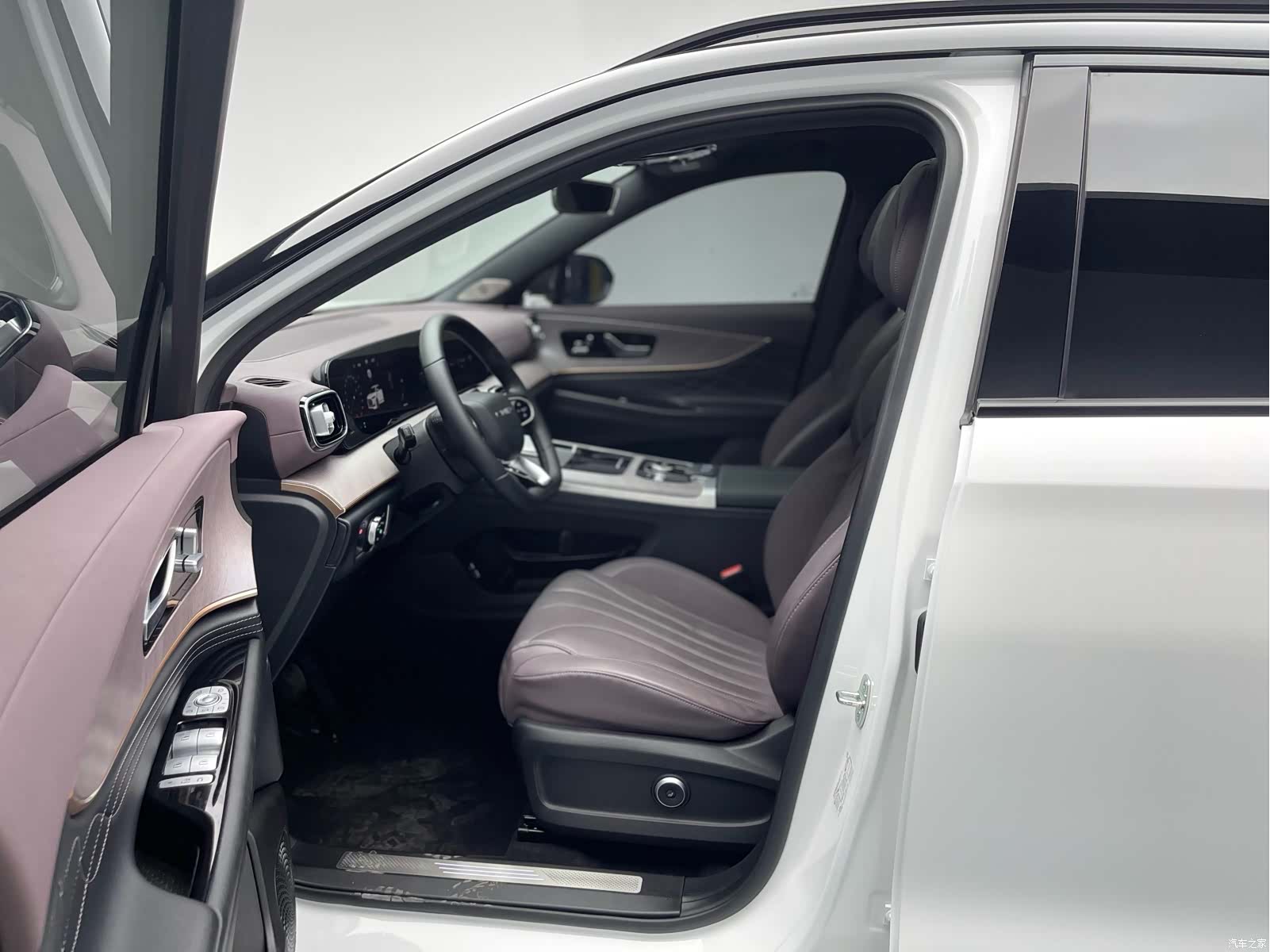 Chery Tiggo 9, 2024 11