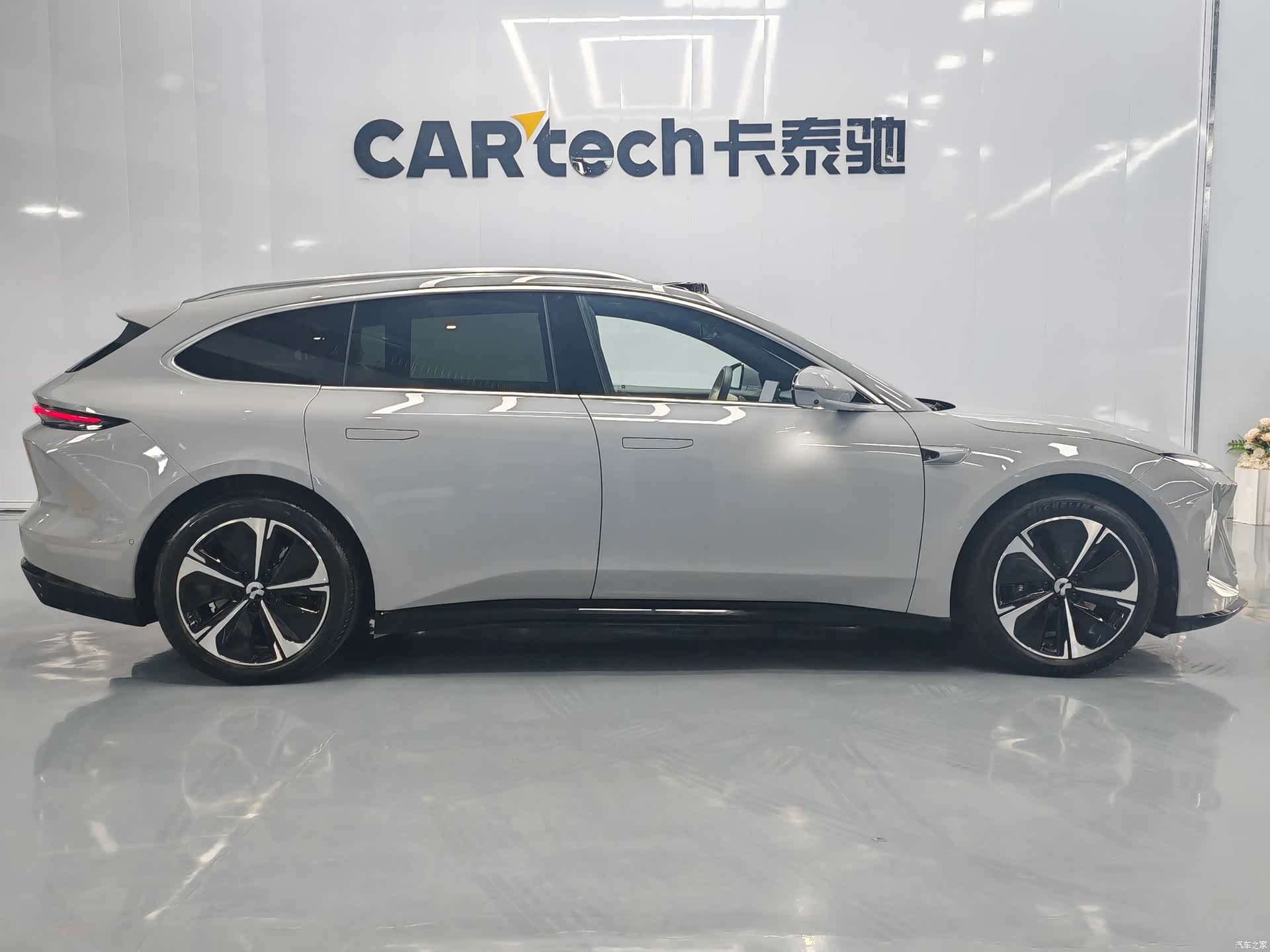 NIO ET5, 2025 4