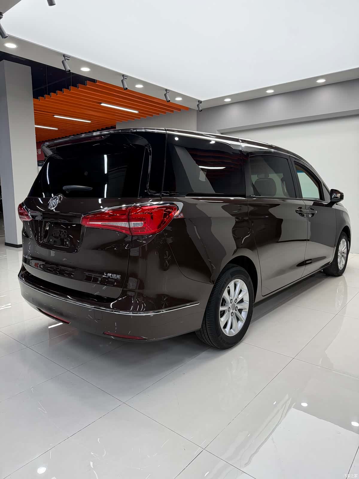 Buick GL8, 2019 все фото