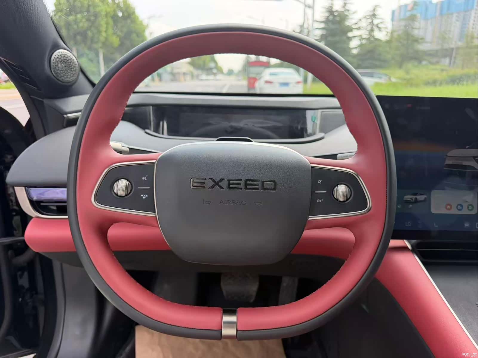 Exeed ES, 2025 9