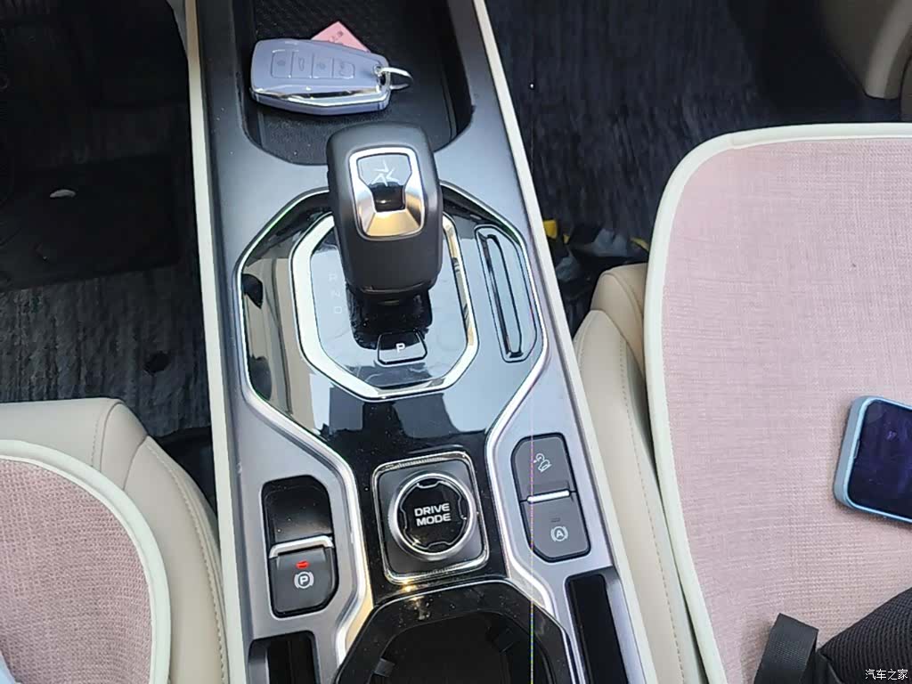 Geely Icon, 2023 14