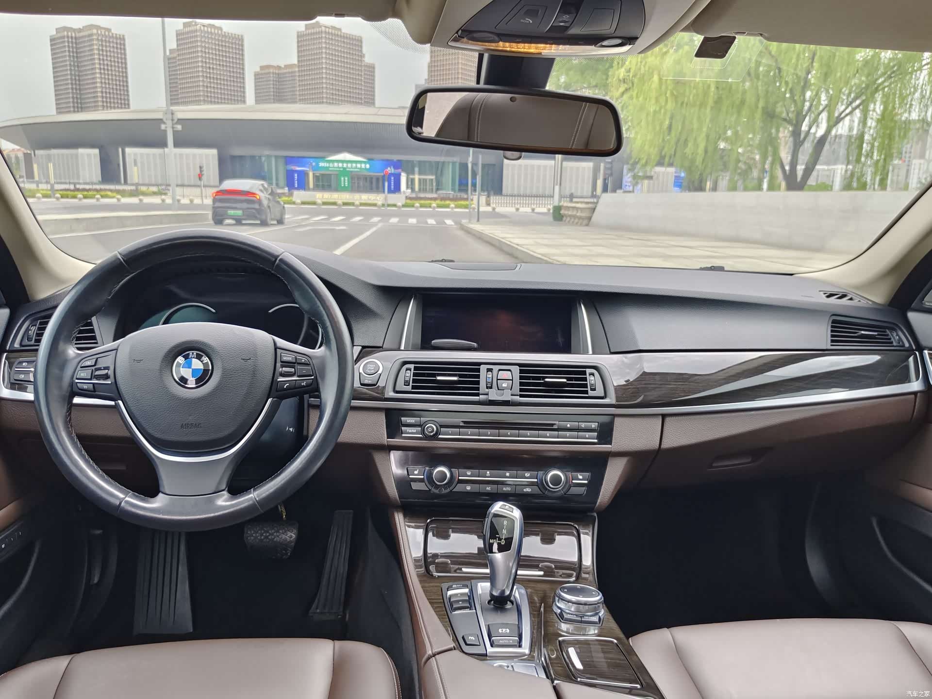 BMW 5 Series, 2016 9